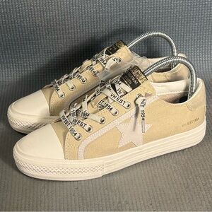 Vintage Havana Women’s Nina Beige Star Low‎ Top Fashion Sneakers Size 7